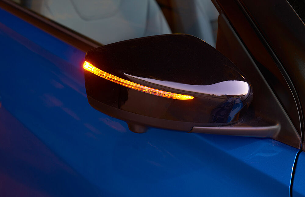 2022 Nissan Kicks Mirror